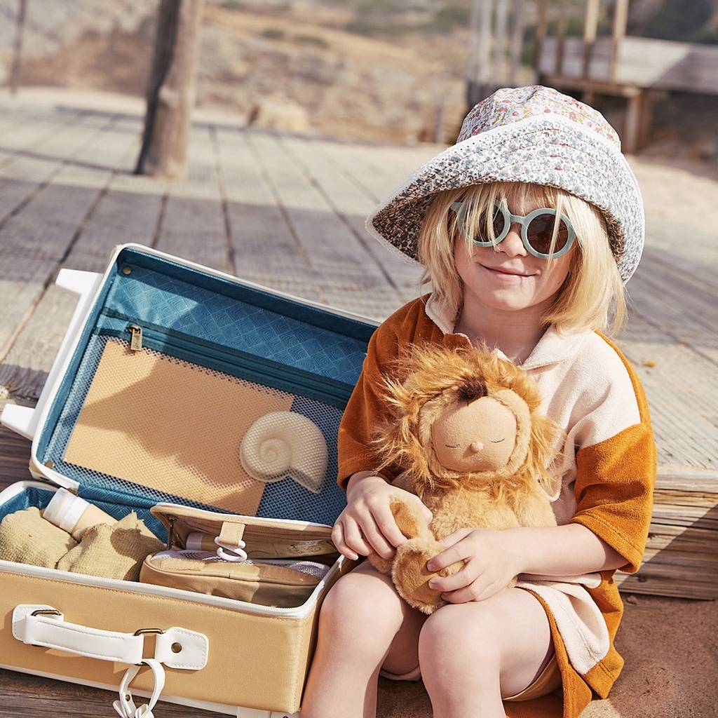 see-ya-suitcase-butterscotch-3_2000x.jpg