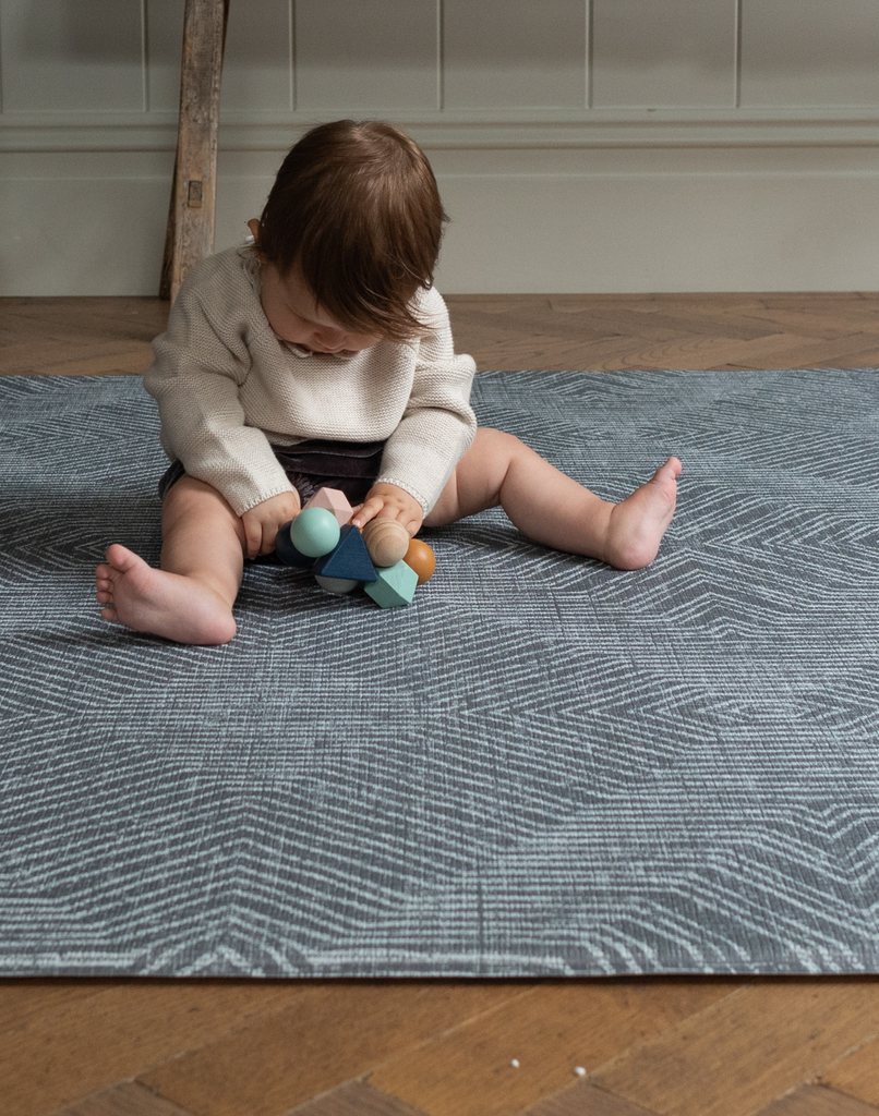 ASTRONOMERPRODUCTBABYPLAY.png