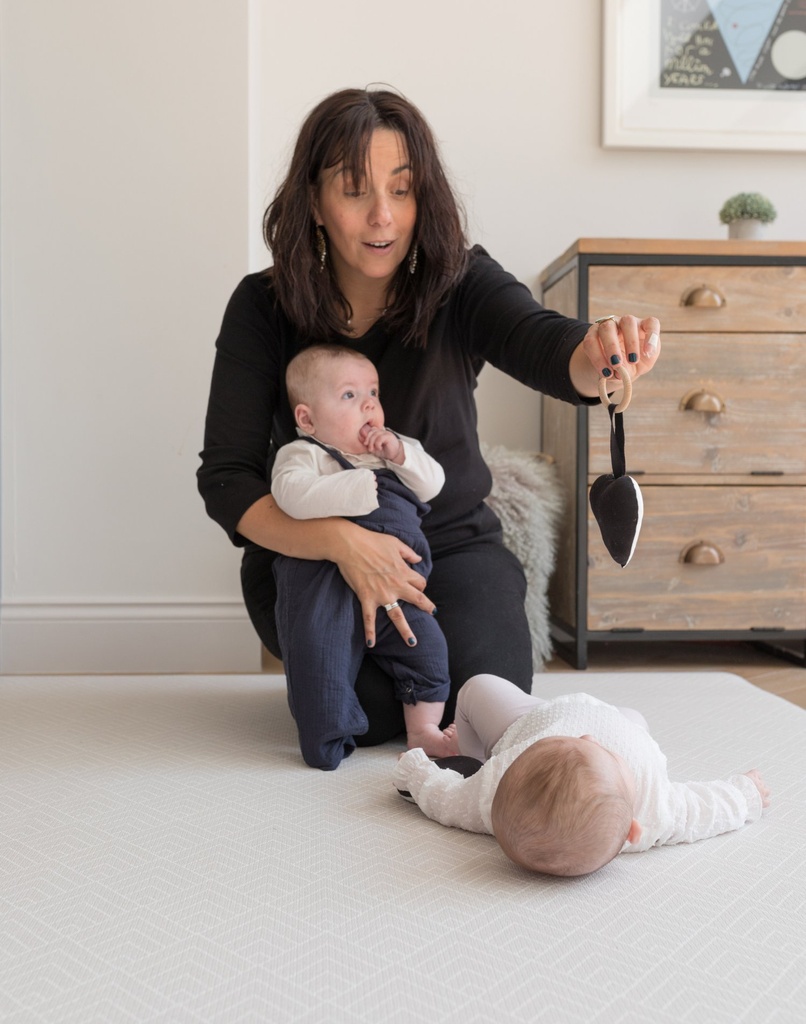 ROAMERbabyandmotherplayproduct.png