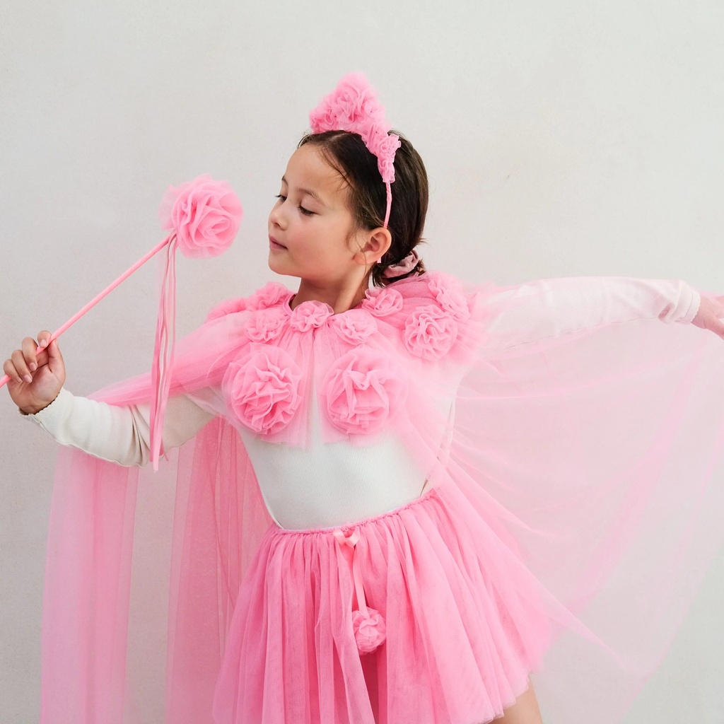 175018-04-PINK-FLOWER-CAPE-175019-04-PINK-FLOWER-HEADDRESS-175020-04-PINK-FLOWER-WAND-175021-04-PINK-FLOWER-TUTU-6-scaled.jpg.webp
