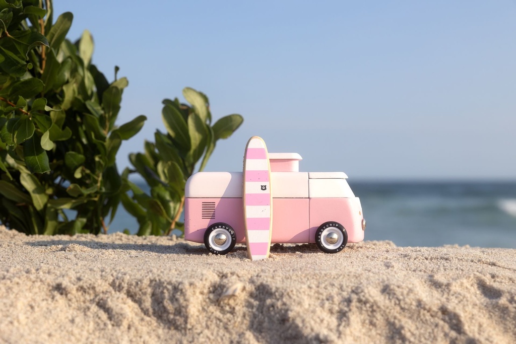 VW_BeachBusPinklifestyle05.webp