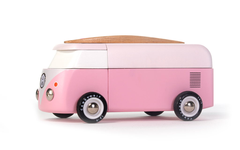 beachBuspinksideish1600x1000.webp
