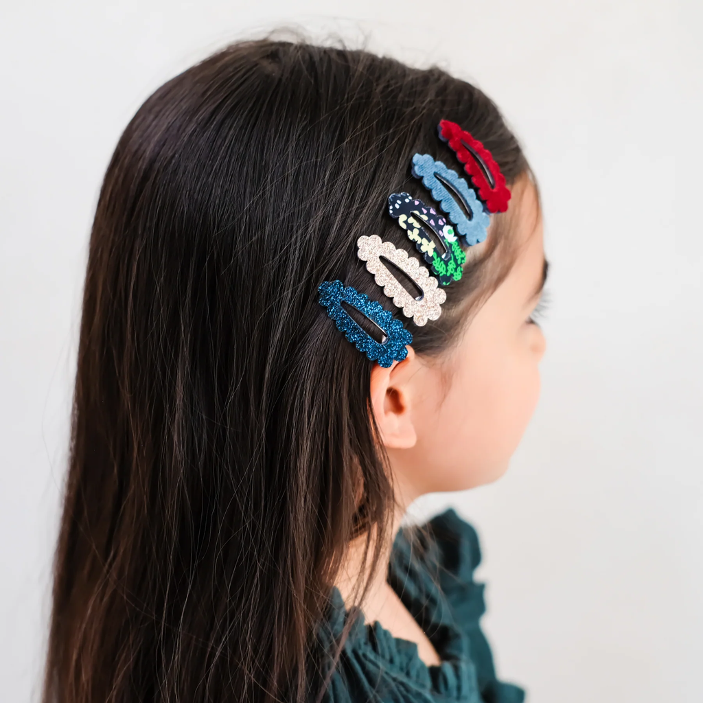 192061-42_BLACKBERRY_SCALLOPED_MINI_HAIR_CLIPS_2_1800x1800.jpg.webp