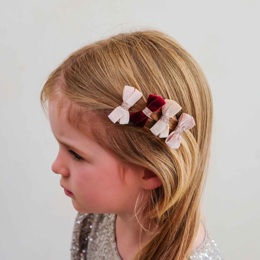 192130-04_GLITTER_VELVET_BOW_SALON_HAIR_CLIPS_2_1800x1800.webp