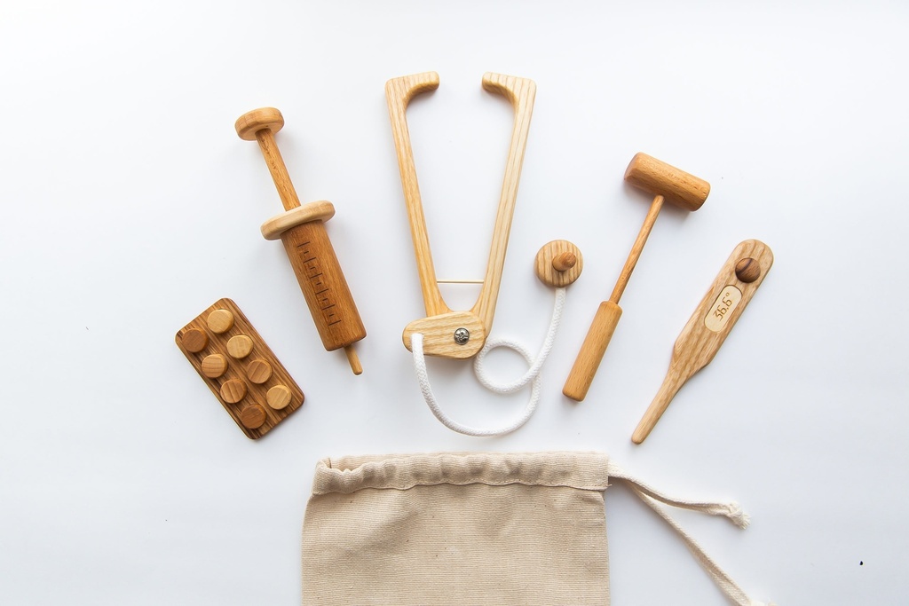 Wooden Mini Doctor Set
