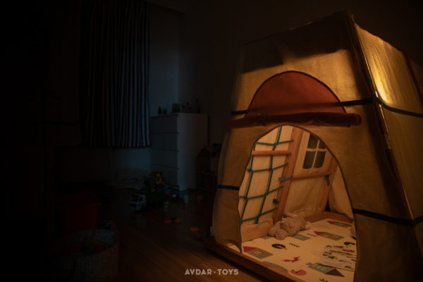 Tent - Image 4