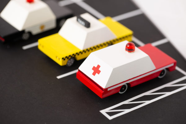 Ambulance - Image 8