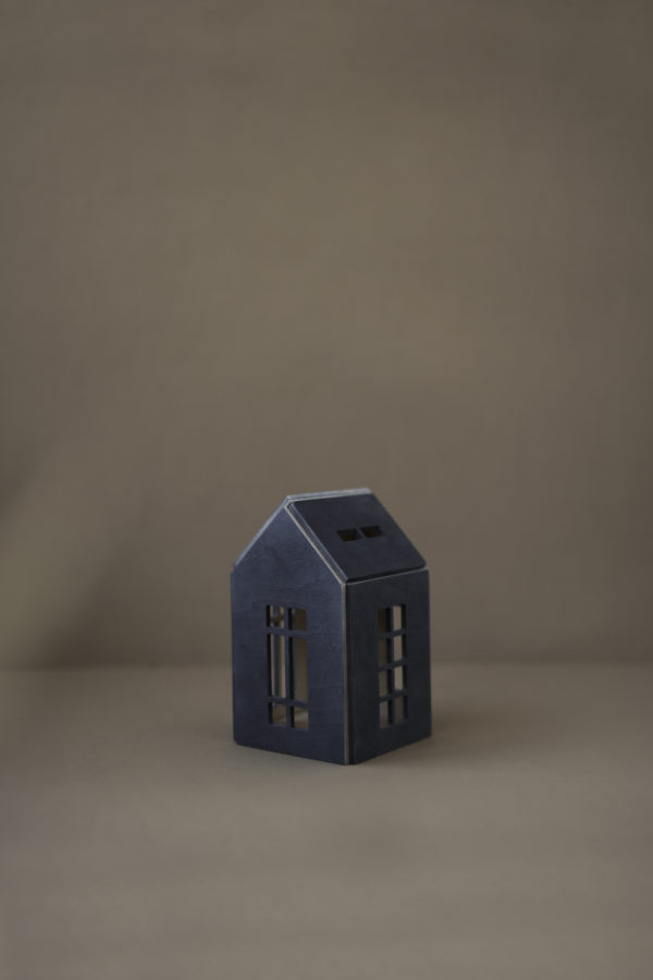 WOODEN DOLLHOUSE on the magnets M - Northern Sea